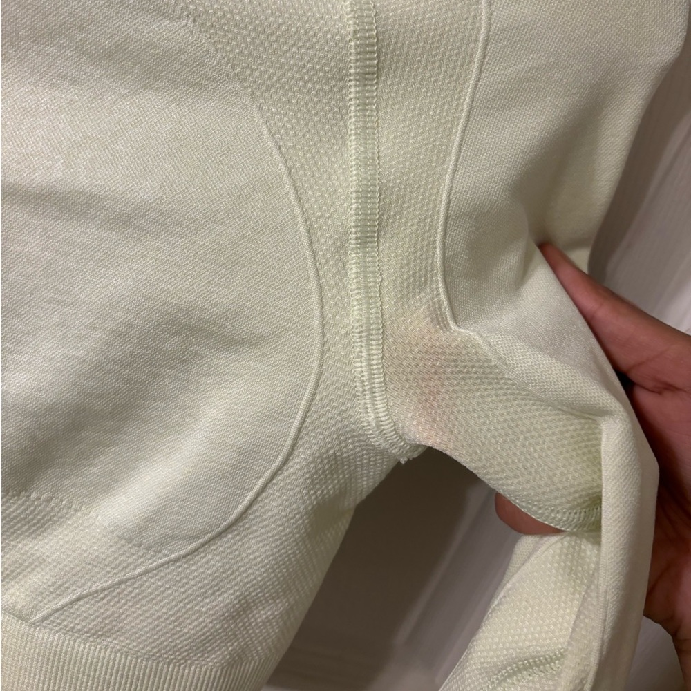 Gymshark top - Picture 3 of 5